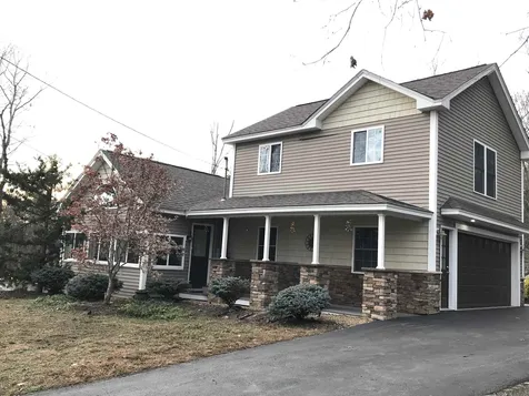 5 4th Street Windham NH 03087