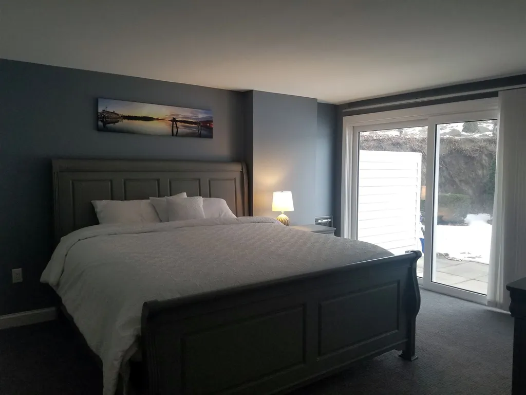 23 Pleasant Street Meredith NH 03253