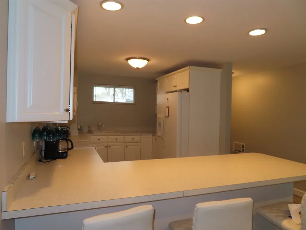 23 Pleasant Street Meredith NH 03253