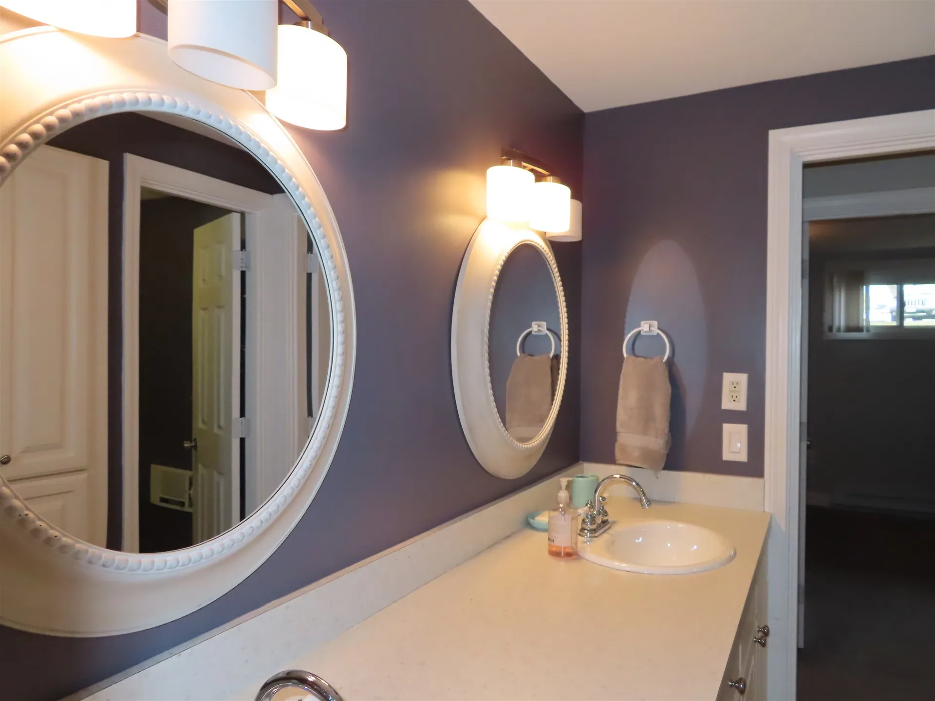 23 Pleasant Street Meredith NH 03253