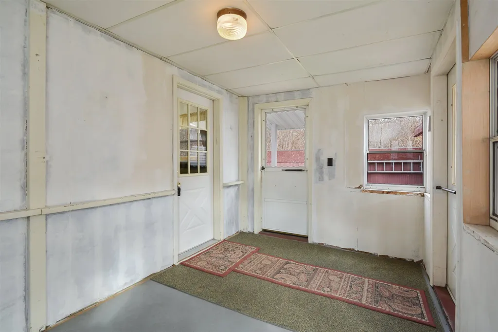 127 Blaine Street Manchester NH 03102