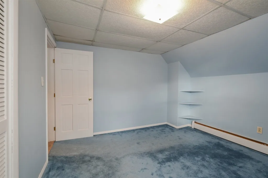 127 Blaine Street Manchester NH 03102