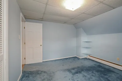 127 Blaine Street Manchester NH 03102