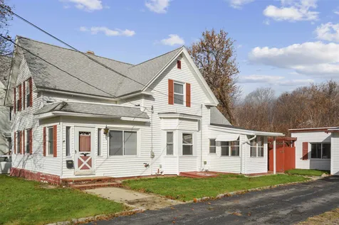 127 Blaine Street Manchester NH 03102