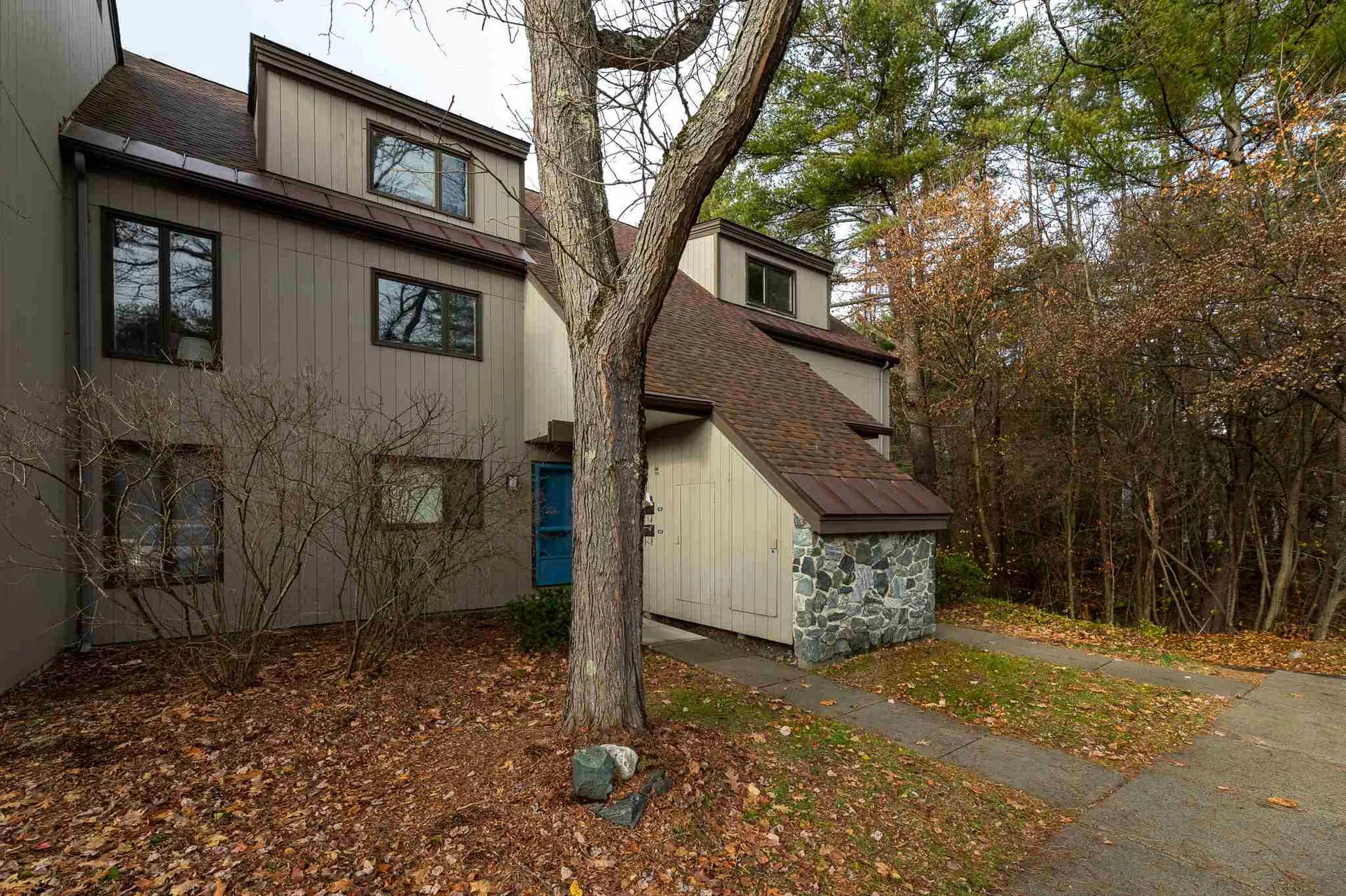 102 Brook Hollow Hanover NH 03755