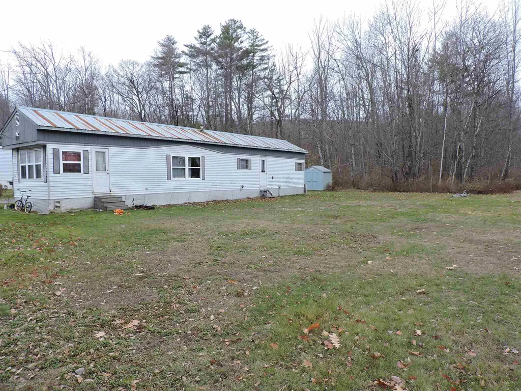 12 Cogswell Way Enfield NH 03748