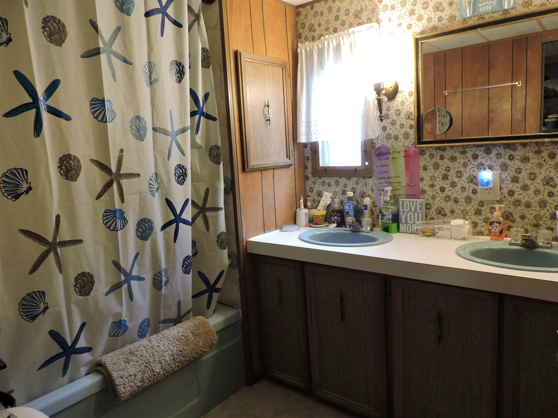 12 Cogswell Way Enfield NH 03748