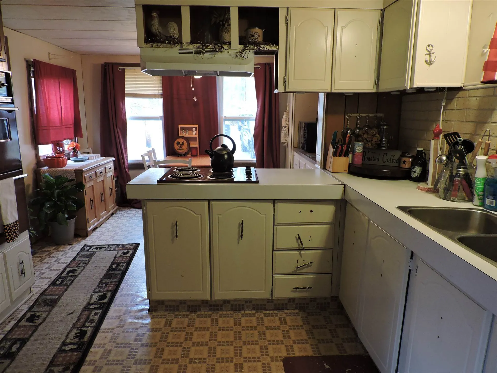 12 Cogswell Way Enfield NH 03748