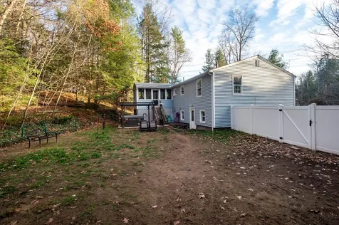 30 Spruce Lane Dover NH 03820
