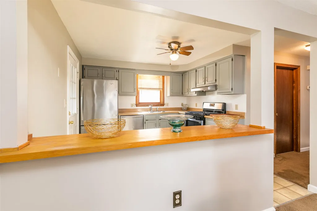 4 Bellflower Circle Concord NH 03303