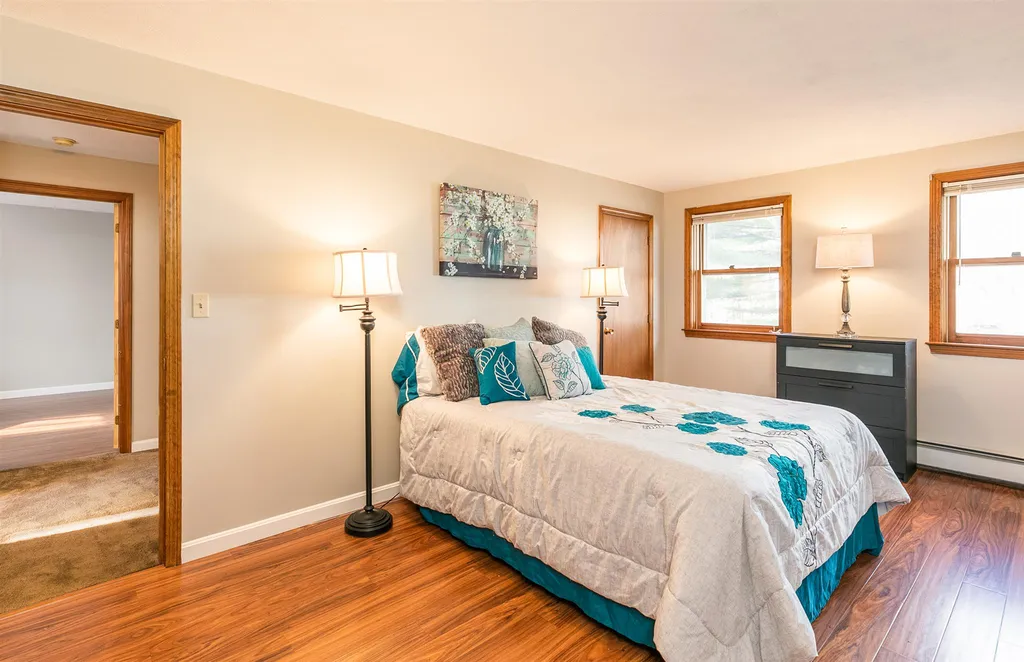 4 Bellflower Circle Concord NH 03303