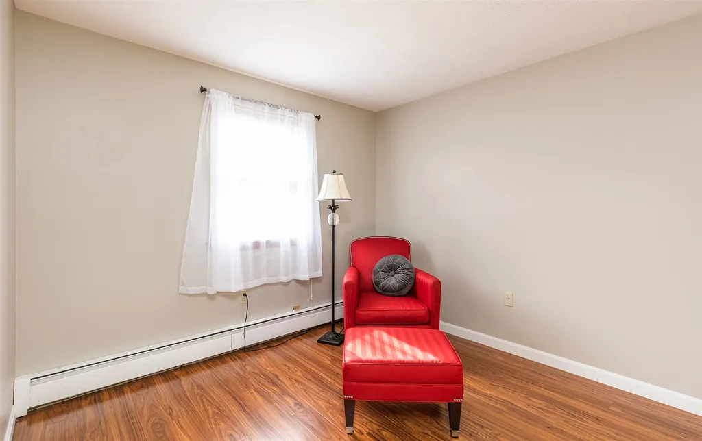 4 Bellflower Circle Concord NH 03303