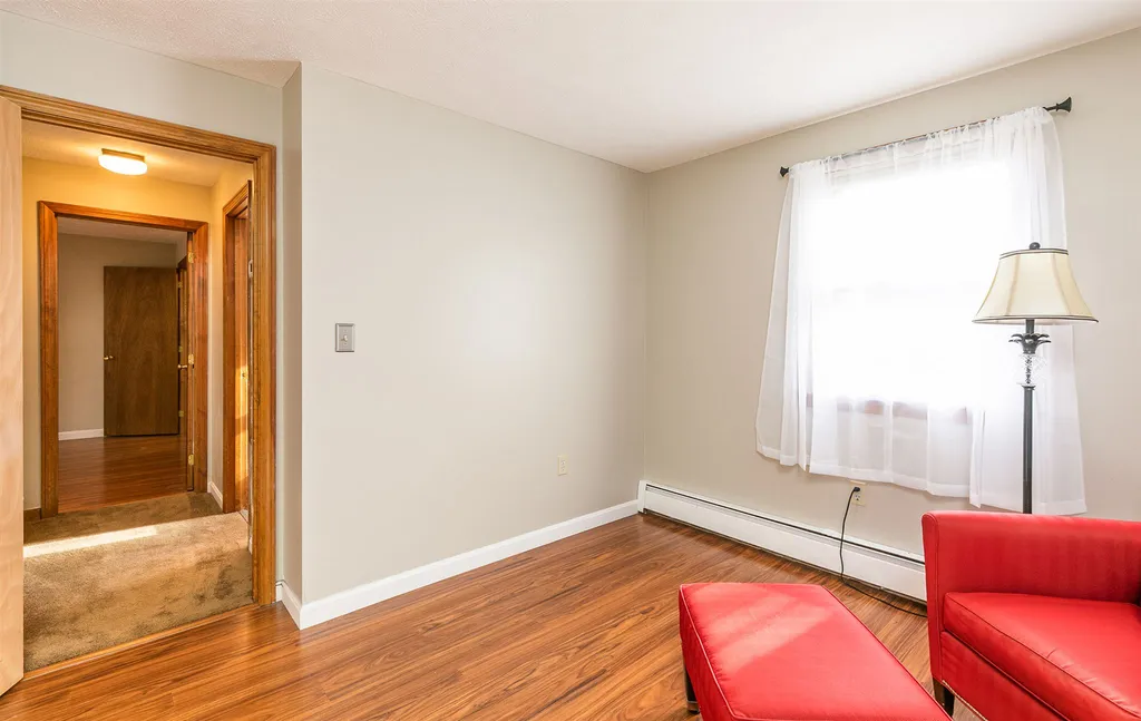 4 Bellflower Circle Concord NH 03303