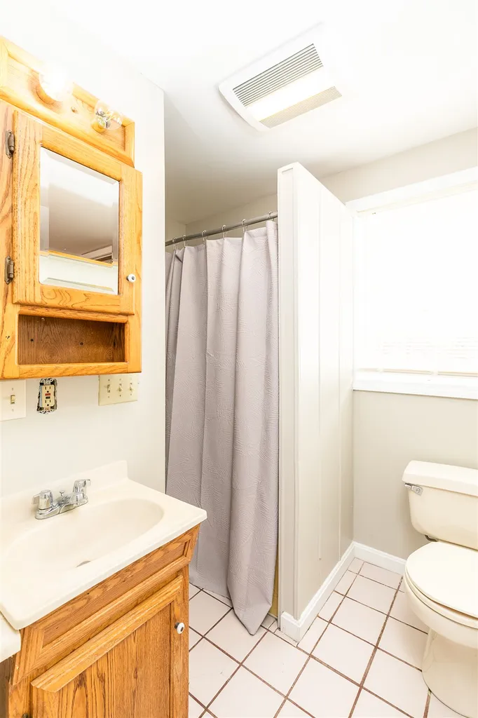 4 Bellflower Circle Concord NH 03303