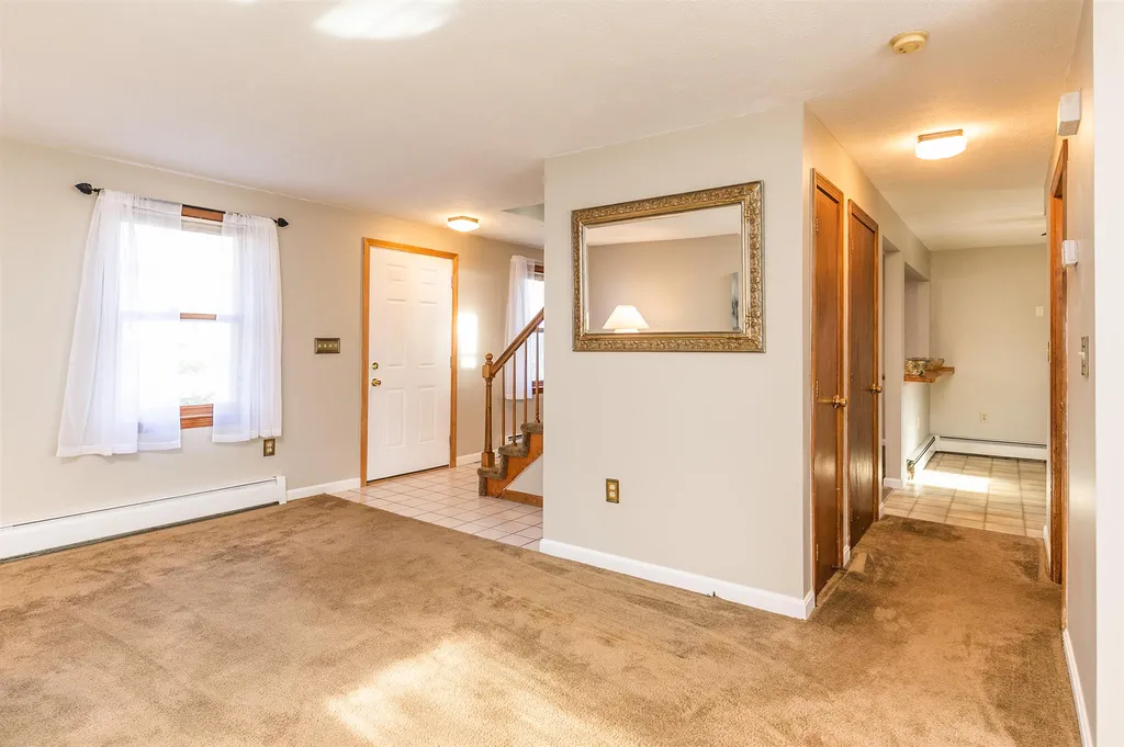 4 Bellflower Circle Concord NH 03303