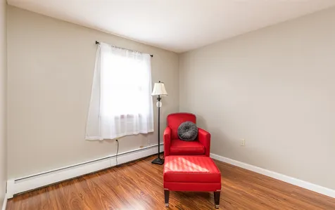 4 Bellflower Circle Concord NH 03303