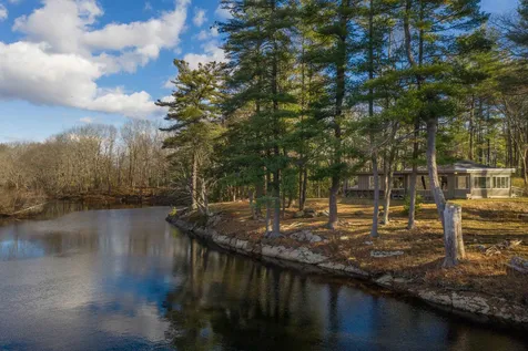 262 Newmarket Road Durham NH 03824