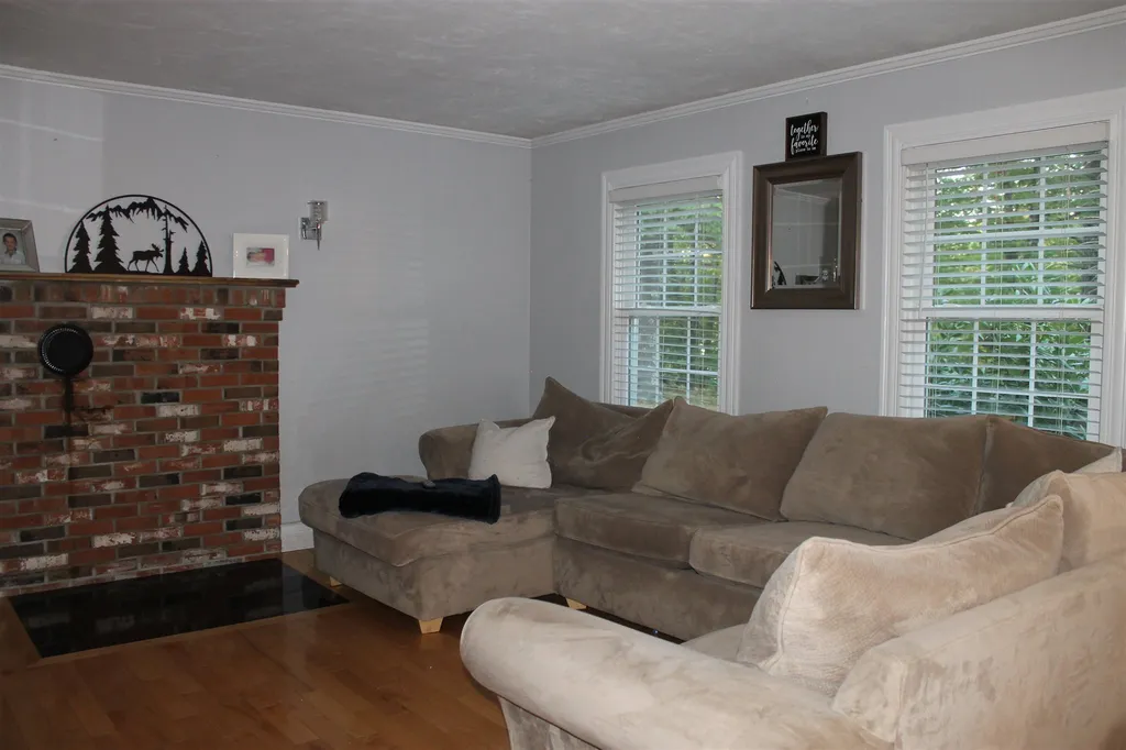 25 Bunker Lane Gilmanton NH 03237