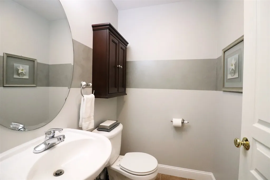 42 Tebbetts Road Rochester NH 03867