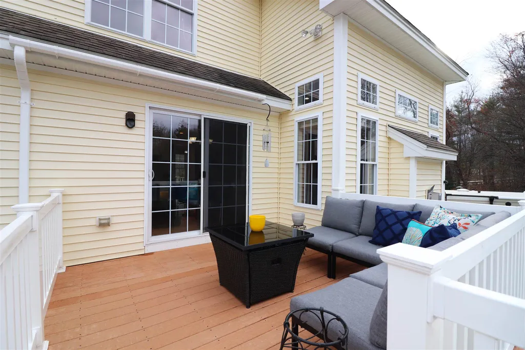 42 Tebbetts Road Rochester NH 03867