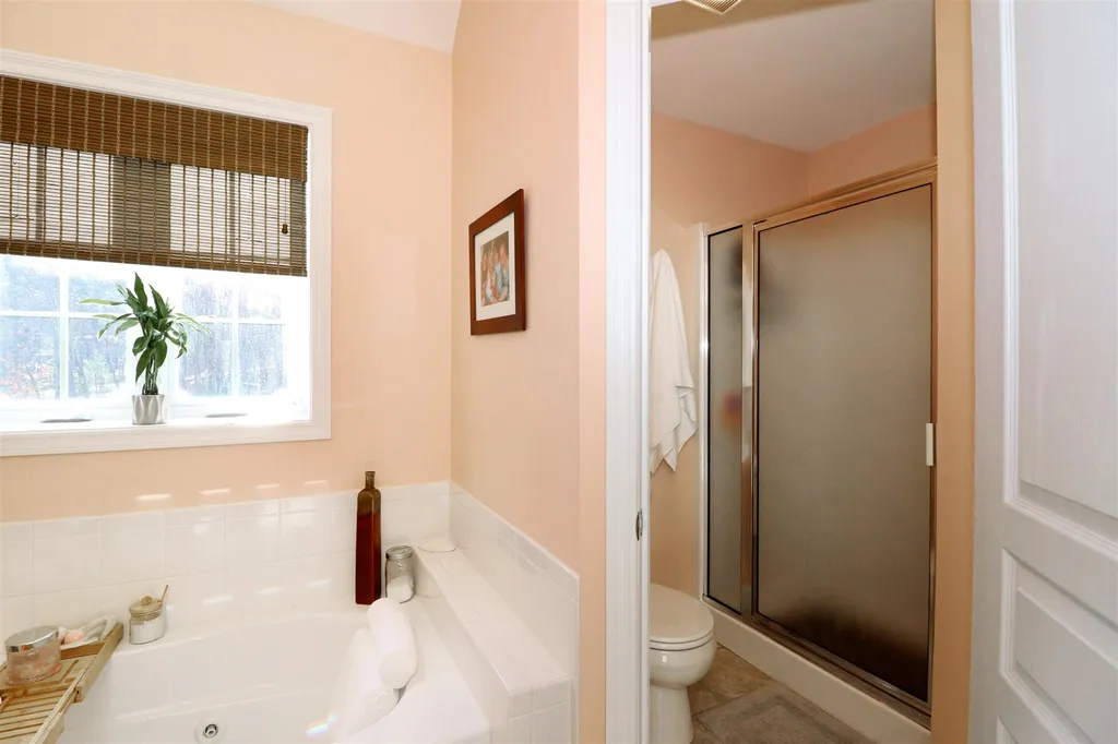 42 Tebbetts Road Rochester NH 03867