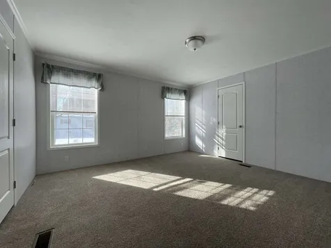 2 Pond Street Loudon NH 03307