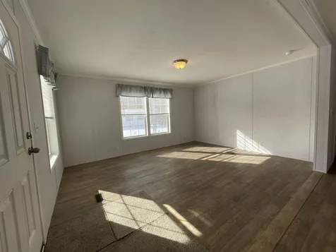2 Pond Street Loudon NH 03307