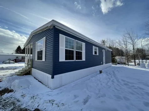 2 Pond Street Loudon NH 03307