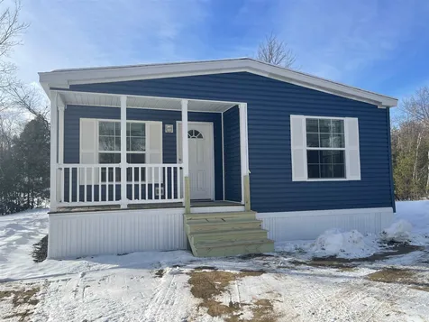 2 Pond Street Loudon NH 03307