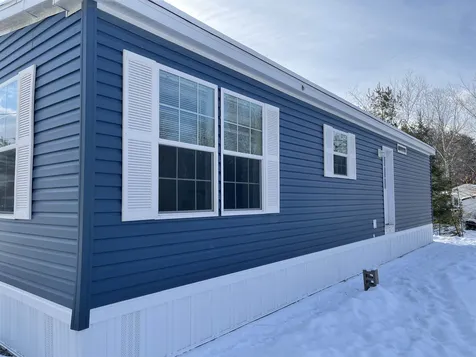 2 Pond Street Loudon NH 03307
