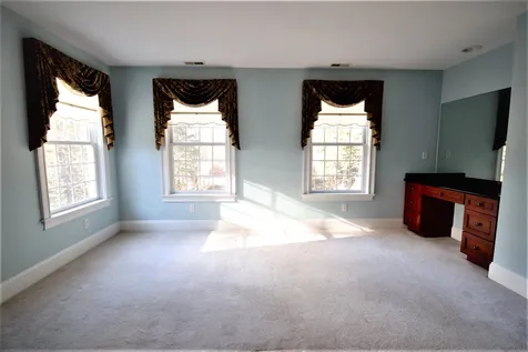 30 Reserve Place Concord NH 03301-7922