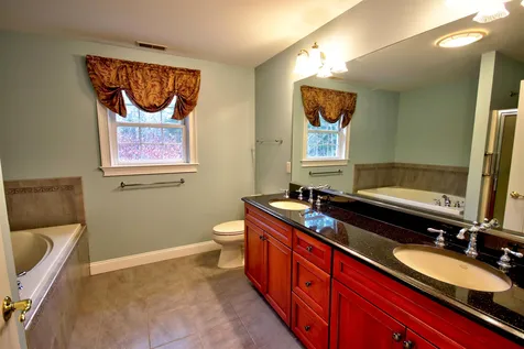 30 Reserve Place Concord NH 03301-7922