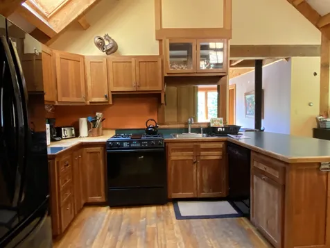 678 Goldthwaite Road Chester VT 05143