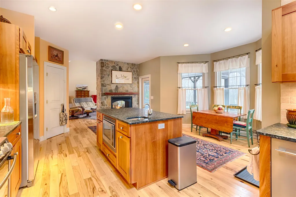 5 River Heights Road Tuftonboro NH 03816