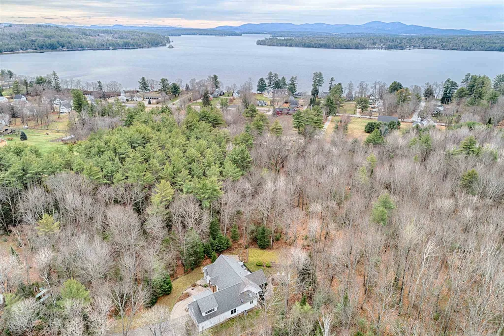 5 River Heights Road Tuftonboro NH 03816