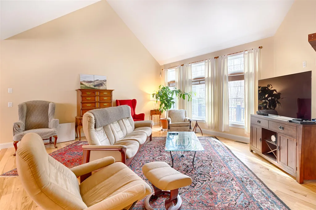 5 River Heights Road Tuftonboro NH 03816