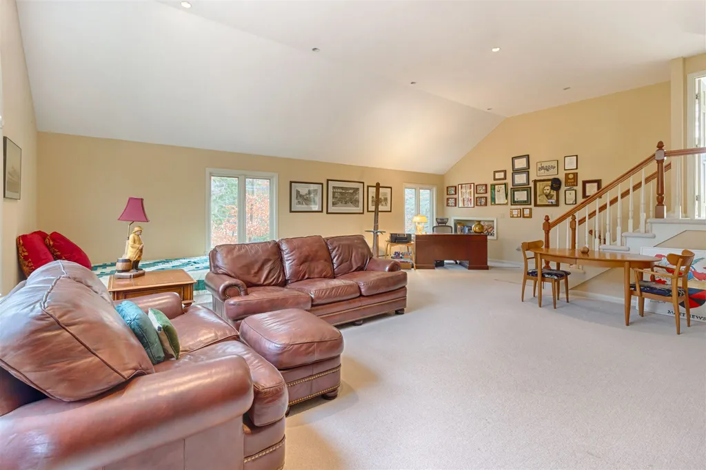 105 Hauser Estates Road Moultonborough NH 03254