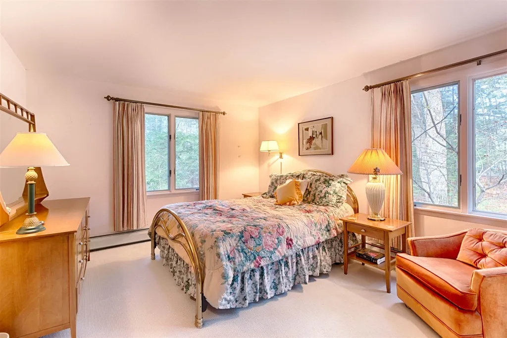 105 Hauser Estates Road Moultonborough NH 03254