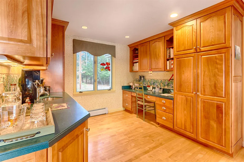 105 Hauser Estates Road Moultonborough NH 03254