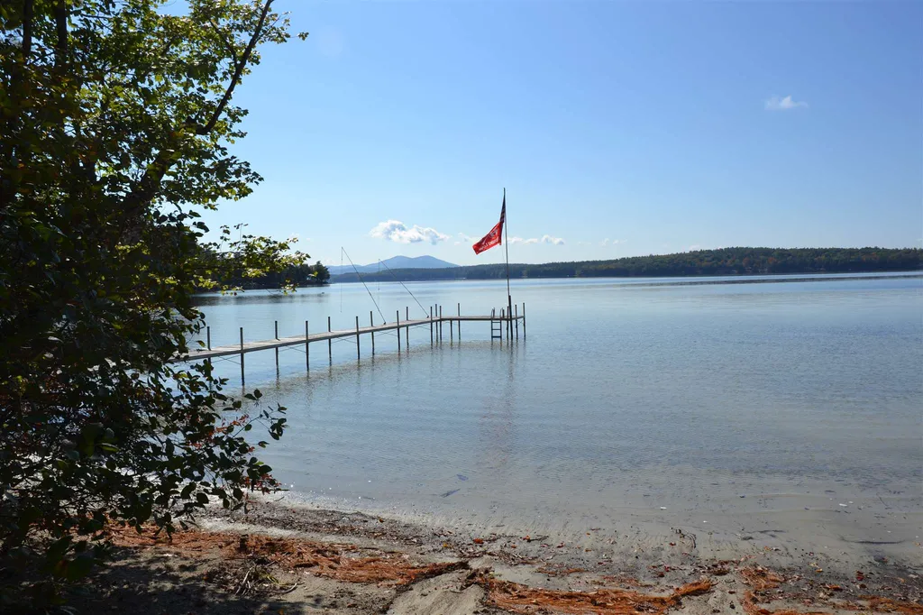 105 Hauser Estates Road Moultonborough NH 03254