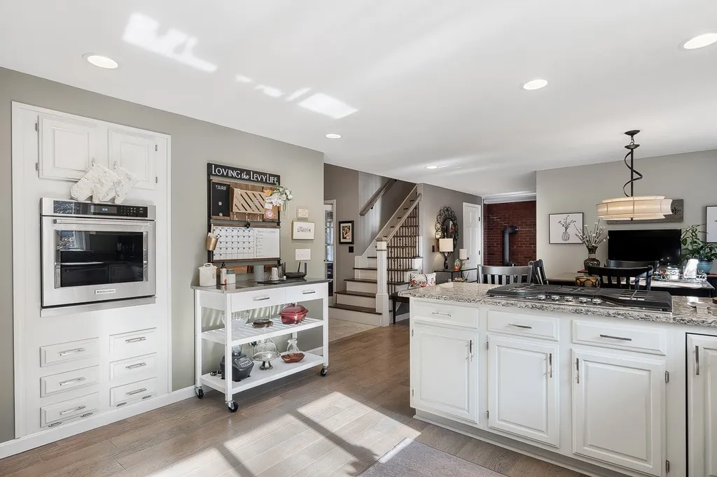 27 Boulder Drive Milford NH 03055