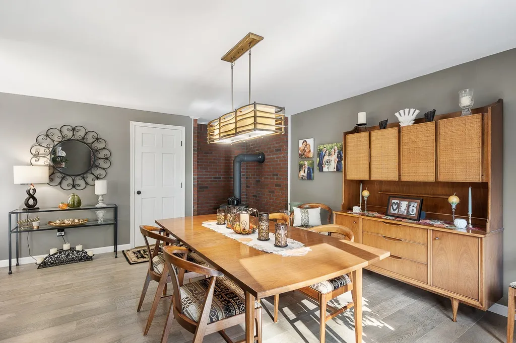 27 Boulder Drive Milford NH 03055