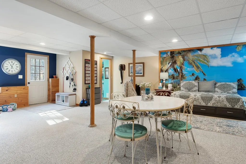 27 Boulder Drive Milford NH 03055