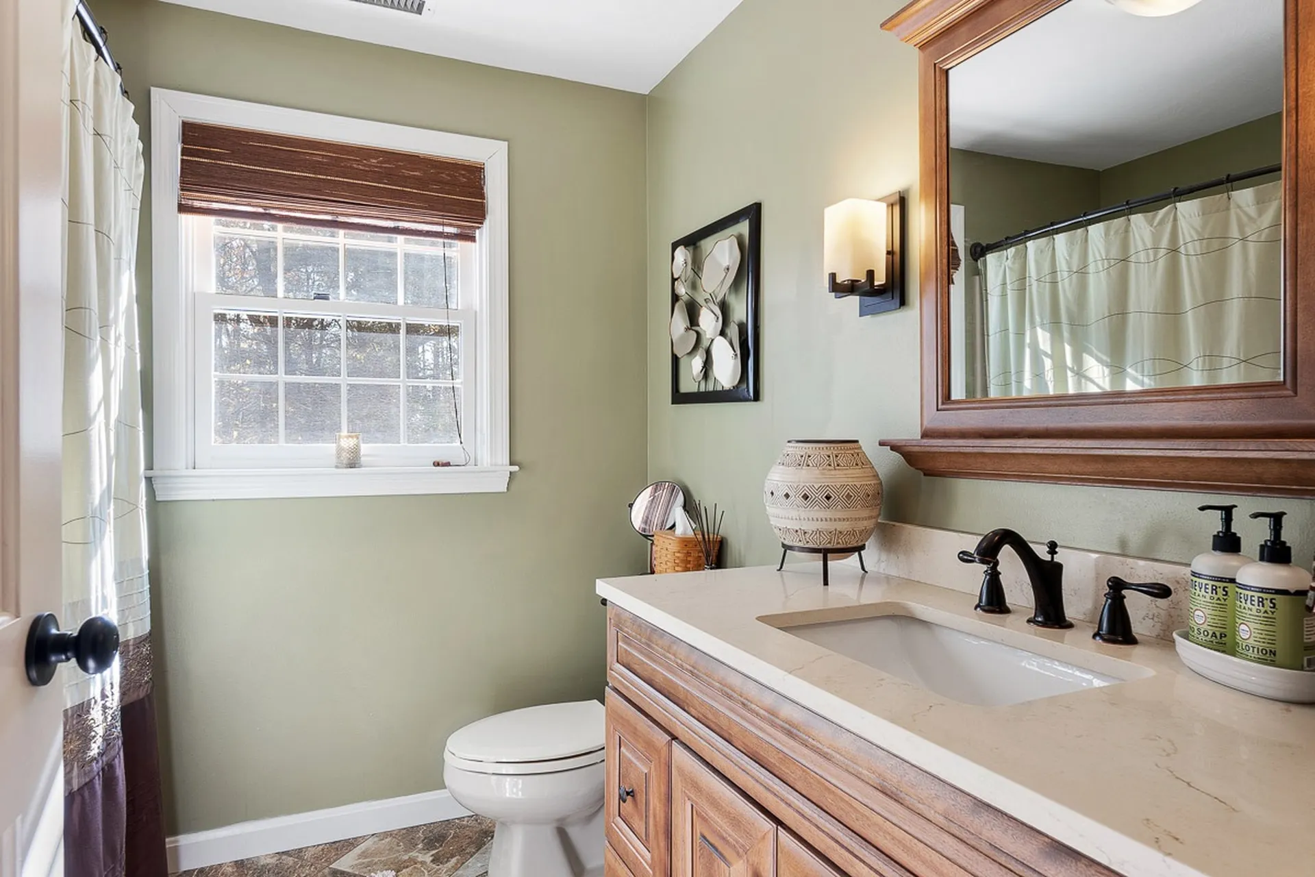 27 Boulder Drive Milford NH 03055