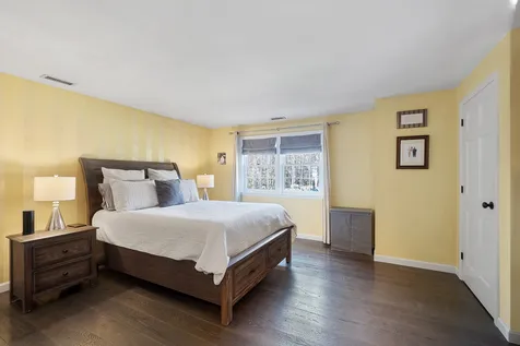 27 Boulder Drive Milford NH 03055