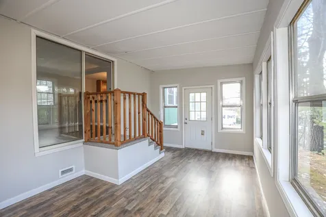 16 Greatstone Drive Nashua NH 03063