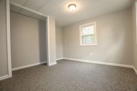16 Greatstone Drive Nashua NH 03063