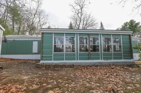 16 Greatstone Drive Nashua NH 03063