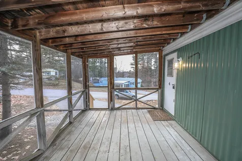 16 Greatstone Drive Nashua NH 03063