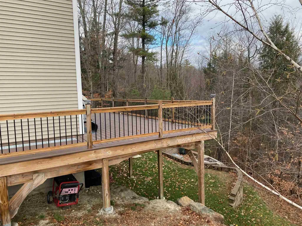 10 Kayla Lane Deering NH 03244